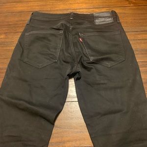 Men’s black Levi’s
